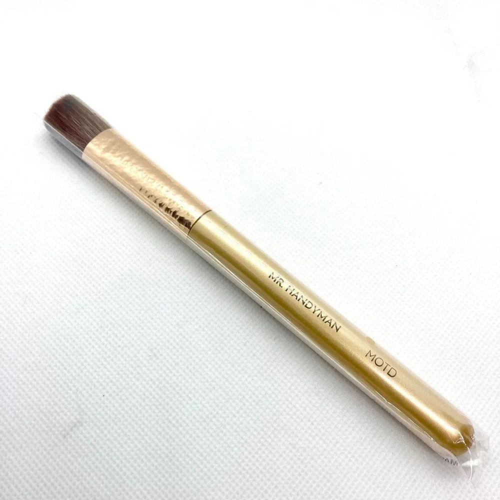 𝅺motd COSMETICS Mr. Handyman Large Shader Brush